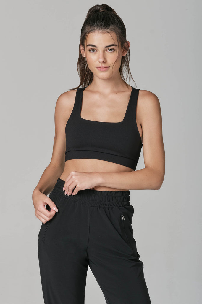 Head Turner Black Sports Bra (FINAL SALE) – 9two5fit